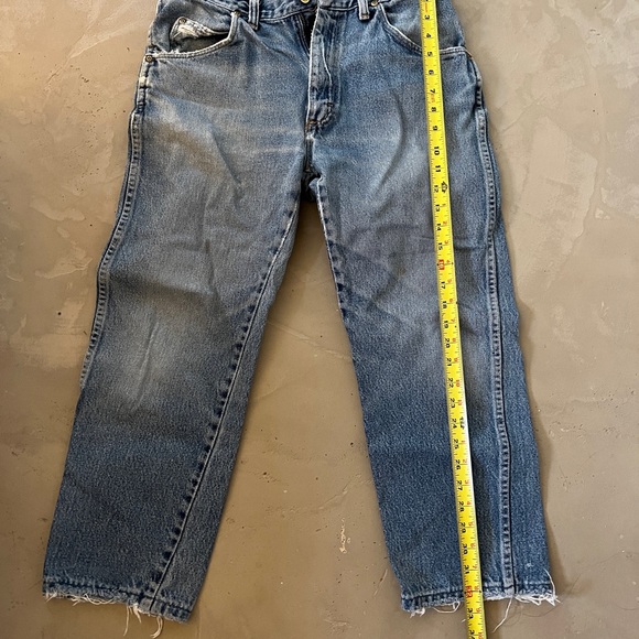Vintage wrangler denim jeans with great wear and look. - Picture 3 of 5